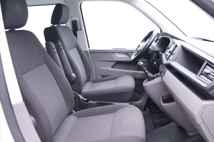 Volkswagen Transporter 2,0 TDI 81kW Klima 8-míst DPH