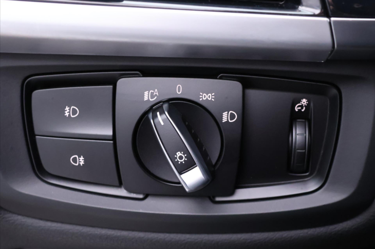 BMW X6 3,0 M50d xDrive 280kW CZ