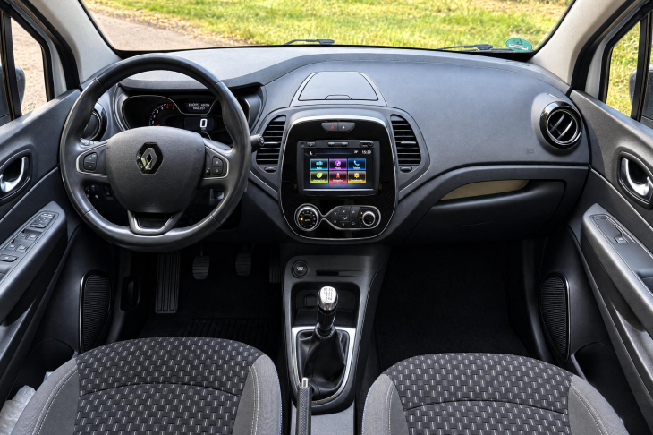 Renault Captur 1,3 TCe 96kW Intens LED Navi