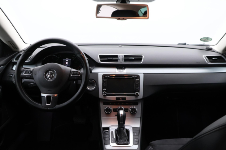 Volkswagen CC 2.0 TDI 103kW DSG Xenon CZ