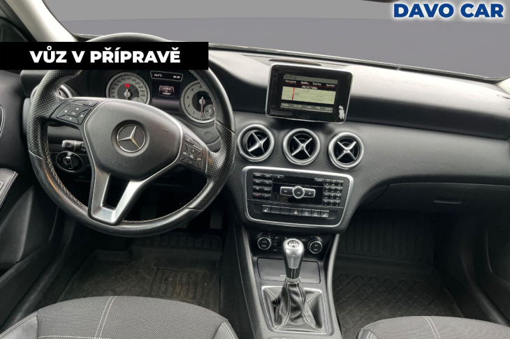 Mercedes-Benz Třídy A 1,6 180i 90kW CZ Sport Xenon