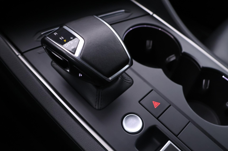 Volkswagen Touareg 3,0 TDI V6 170kW DSG 4M CZ DPH