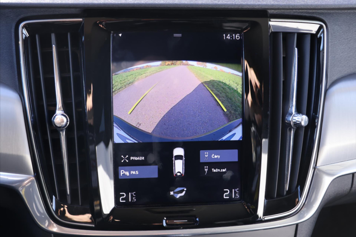 Volvo V90 2,0 110kW ALU Tažné Serviska