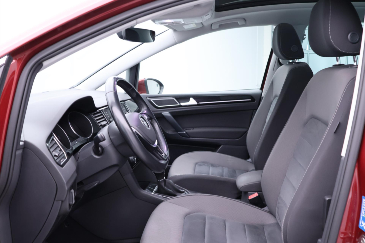 Volkswagen Golf Sportsvan 1,5 TSI 96kW LED Navi Panorama