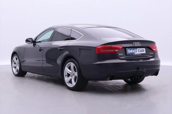 Audi A5 2,0 TFSI 132kW Xenon 1.Maj