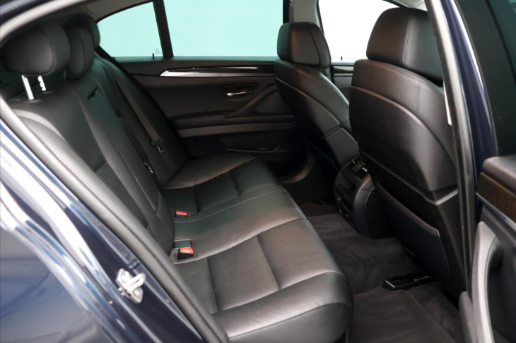 BMW Řada 5 3,0 535i 225kW Aut.klima Kůže