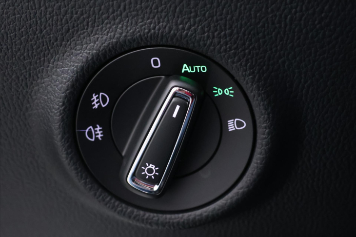 Škoda Superb 2,0 TDI 140kW DSG L&K Xenon