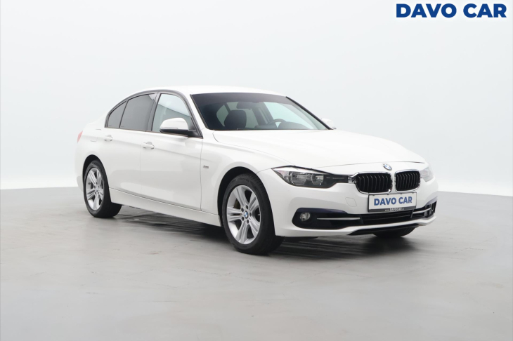 BMW Řada 3 2,0 320i 135kW CZ xDrive Sport
