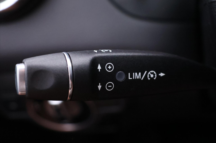 Mercedes-Benz CLA 1,5 180d Automat CZ Tempomat