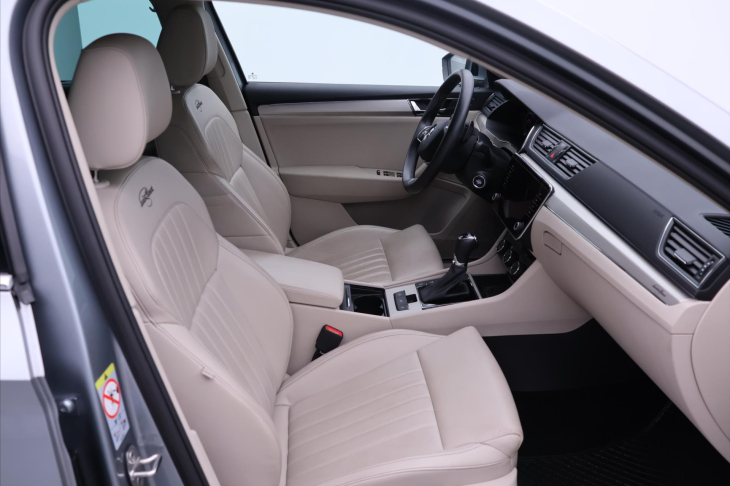 Škoda Superb 2,0 TDI DSG L&K LED  DPH CZ