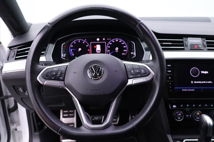 Volkswagen Passat 2,0 TSI 200kW CZ R-Line 4M