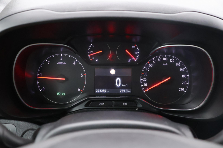 Opel Combo 1,5 CDTi 75kW Innovation CZ DPH