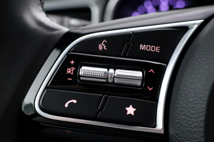 Kia Ceed SW 1,5 T-GDI 117kW GT-Line CZ DPH