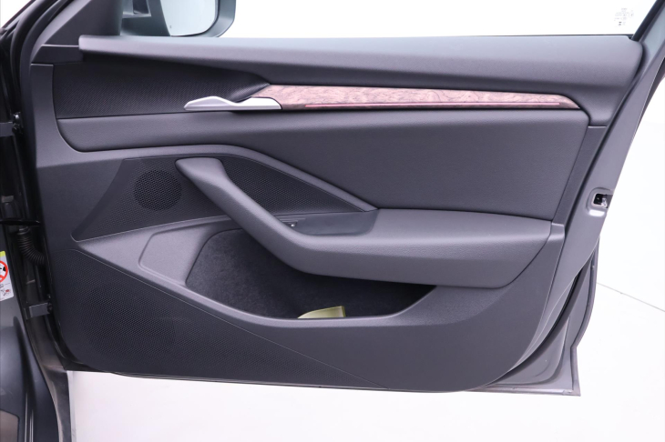 Škoda Superb 2,0 TDI DSG Laurin&Klement DPH