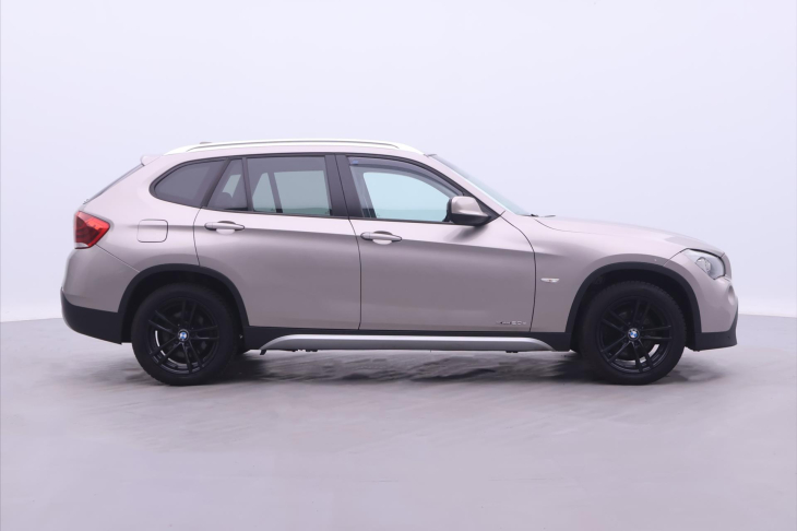 BMW X1 2,0 xDrive20d 130kW Xenon Navi