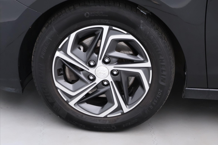 Hyundai i30 1.5 T-GDI Mild LED CZ