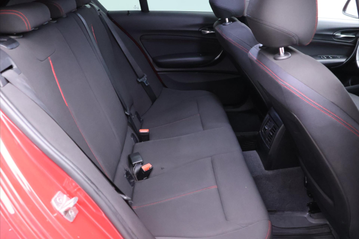 BMW Řada 1 1,6 116i 100kW Aut. Sport Xenon