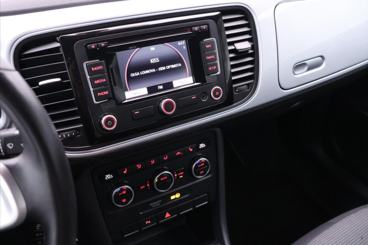 Volkswagen Beetle 1,2 TSI 77kW Design Serv.kniha