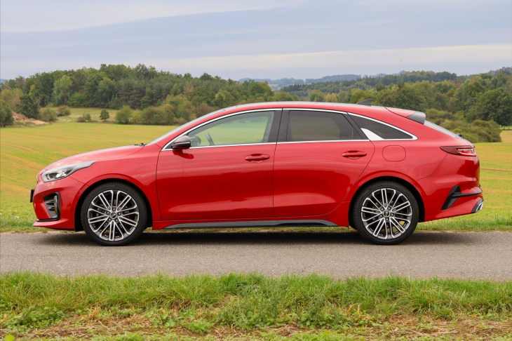 Kia ProCeed 1,6 CRDI GT-Line Aut. LED Kůže
