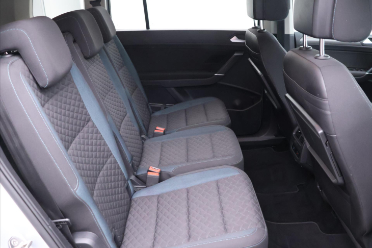 Volkswagen Touran 1,6 TDI 85kW DSG Navi Tažné