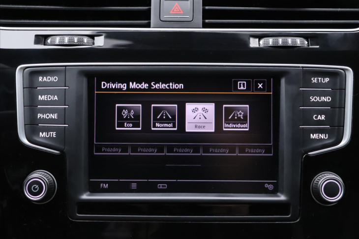 Volkswagen Golf 2,0 TSI R 221kW DSG 4Motion