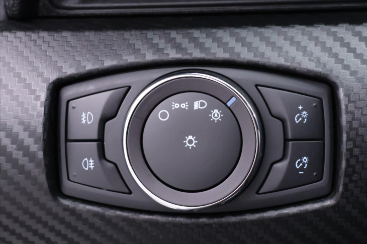 Ford Mustang 3,7 V6 225kW Automat Xenon