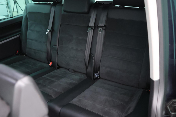 Volkswagen Multivan 2,0 TDI 150KW HL 4MOT DSG CZ