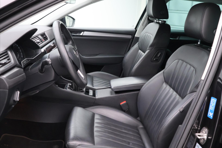 Škoda Superb 1.6 TDI Style plus Kůže Navi