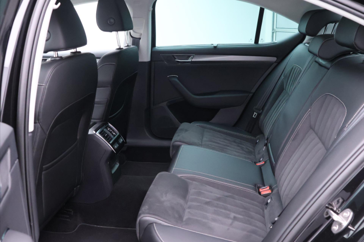 Škoda Superb 2,0 TDI 147kW Style 4x4 DSG CZ