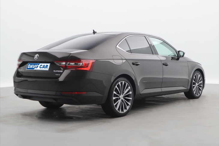 Škoda Superb 2.0 TDI 140kW 4x4 Style CZ