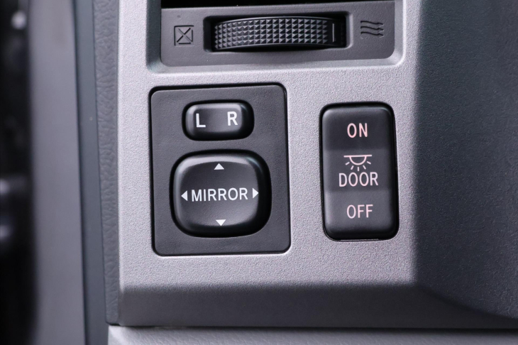 Toyota Tundra 5,7 V8 HEMI 285kW 4x4