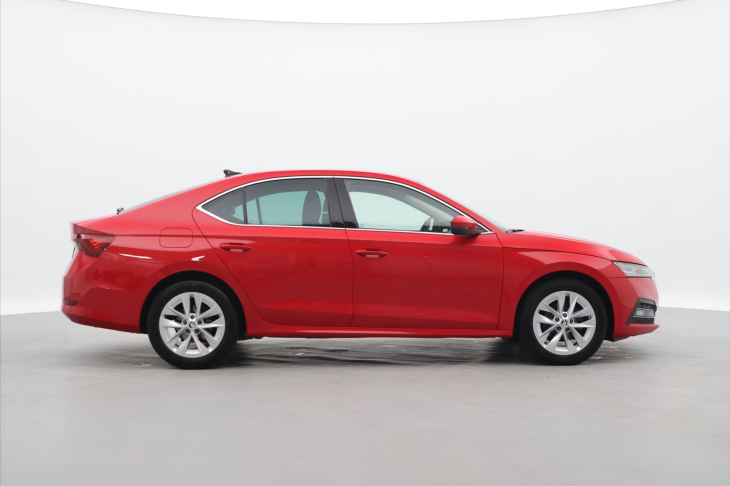 Škoda Octavia 2,0 TDI 110kW DSG Style CZ