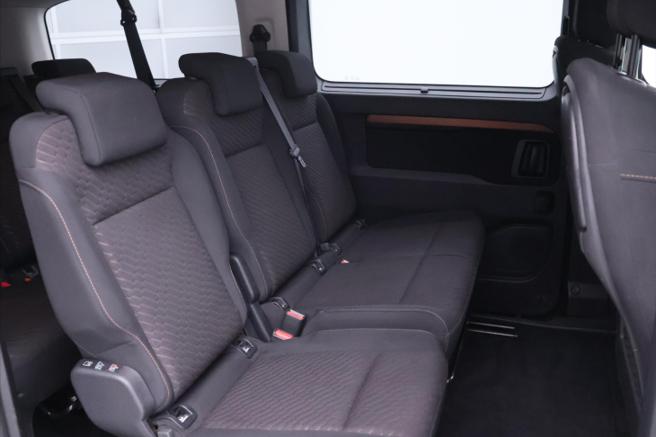 Toyota ProAce Verso 2,0 D4-D 150k VIP L2 8Míst DPH