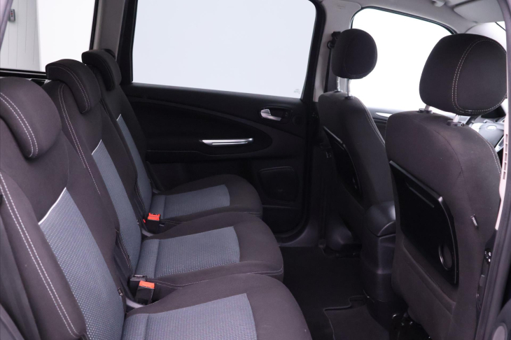 Ford Galaxy 2,0 TDCI 120kW Navi 7-Míst
