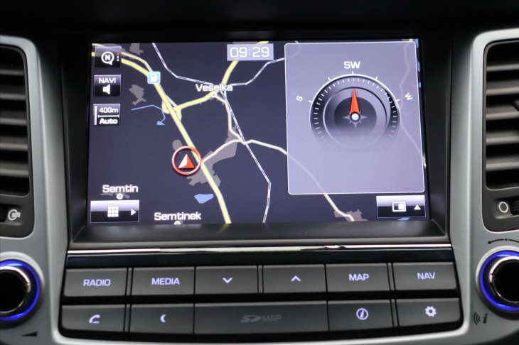 Hyundai Tucson 1,7 CRDI Xpossible Navi 1.Maj