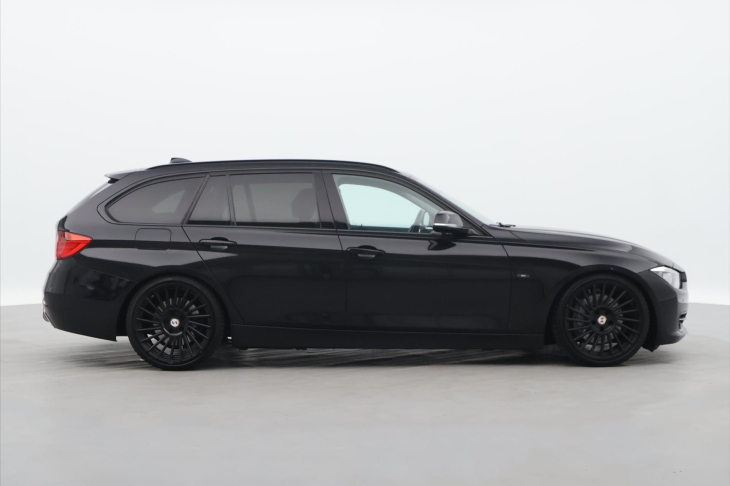BMW Řada 3 3,0 330d 210kW Aut. xDrive