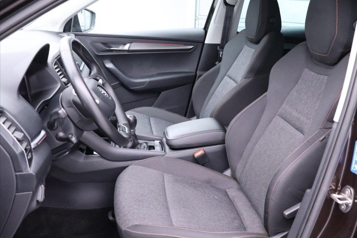 Škoda Karoq 2,0 TDI 110kW Style LED Navi