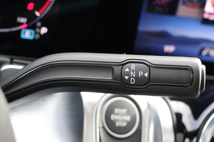 Mercedes-Benz GLB 2,0 200d 4MATIC AMG Premium Plus