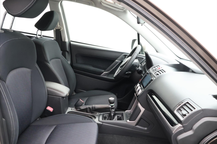 Subaru Forester 2,0 i-L 110kW Comfort 4x4 CZ