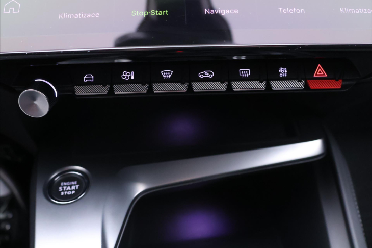 Peugeot 308 1,2 PT 96kW CZ Allure LED DPH