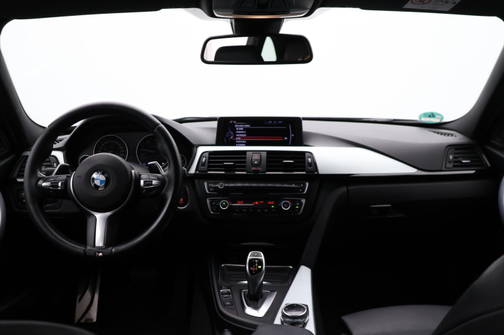 BMW Řada 3 3,0 330d xDrive 190kW M-paket