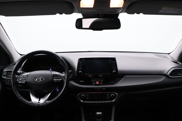 Hyundai i30 1,4 T-GDI 103kW DCT Navi LED