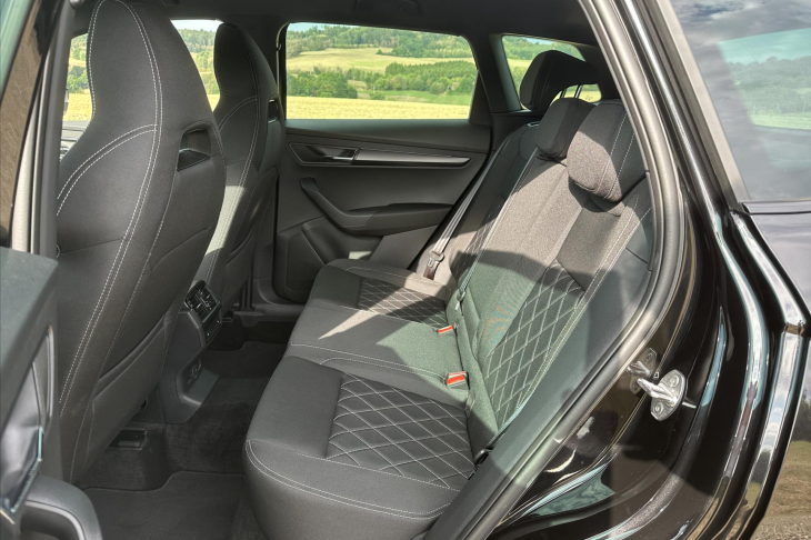 Škoda Karoq 2,0 TDI Sportline 4x4 DSG 1.maj