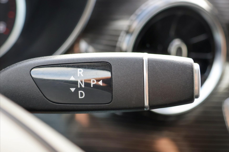 Mercedes-Benz Třídy V 2,0 300d 174kW Aut. L Kůže DPH