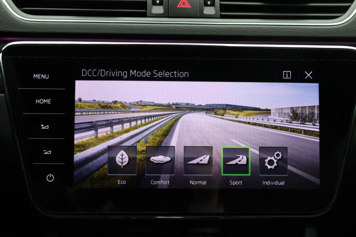 Škoda Superb 2,0 TDI 140kW 4x4 DSG Sportline