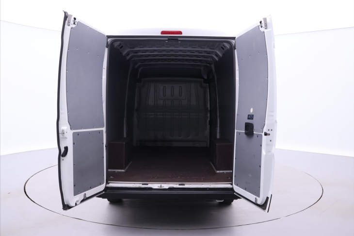 Peugeot Boxer 2,2 BlueHDI 121 kW L4H2 CZ