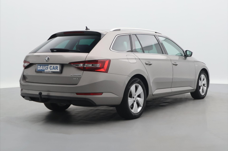 Škoda Superb 2,0 TDI 140kW 4x4 DSG Style CZ