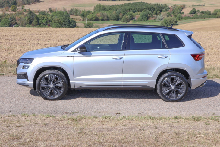 Škoda Karoq 2,0 2.0 TDI Sportline 4x4 DSG