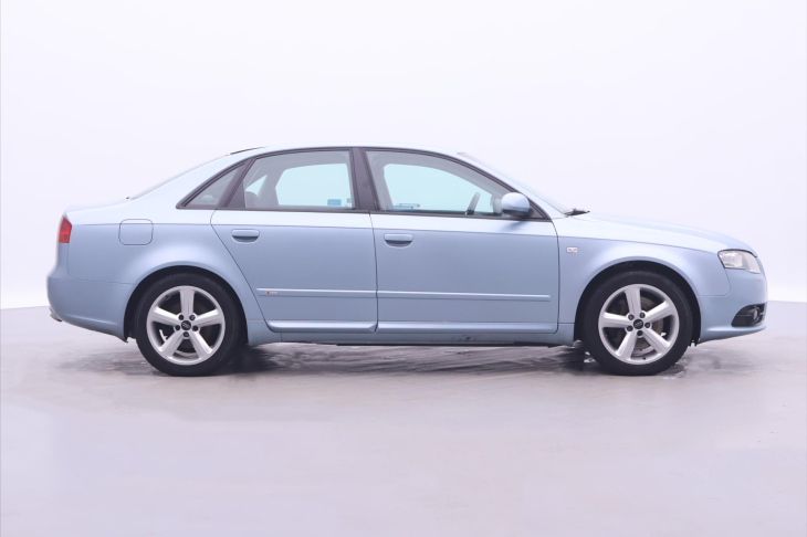 Audi A4 3,0 TDI 171kW Quattro CZ