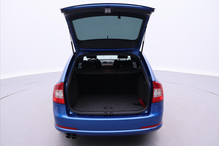 Škoda Octavia 2,0 TSI 147kW Serv.Kniha RS